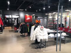 -耐克(恒隆广场店)