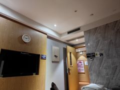 -乐汤汇温泉馆(六合店)