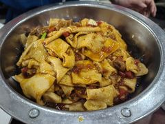 -湖南人家湘菜馆(镇江路店)