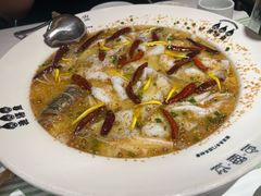 -渔语鱼新川菜Bistro(万象天地店)