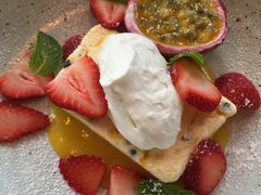 -ROAST coffee & eatery