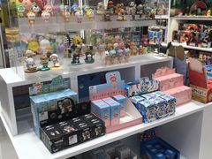 -泡泡玛特POPMART(蓝色港湾店)