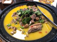 -几个木匠匠人厨房