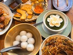 -包整·丝娃娃(甲秀楼景观店)