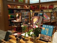 -百新书局(尚悦湾店)