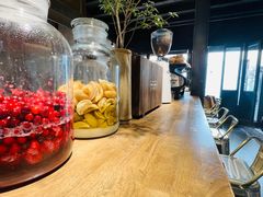 -Metal hands·铁手咖啡