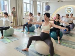 -爱尔乐美孕产瑜伽·普拉提