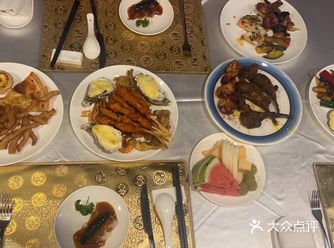 「山西饭店」 首先说菜品，菜品10分的是能给到8分的