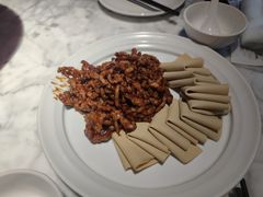 京酱肉丝-京味斋·北京烤鸭(华威桥北工大店)