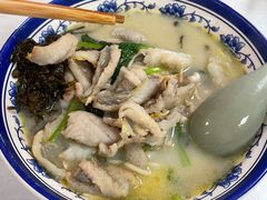 -明呈黄鱼面馆(斜土路店)