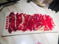 现切鲜肥拼肉-为什么牛潮汕牛肉火锅(中信广场店)