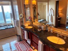 -广州富力丽思卡尔顿酒店