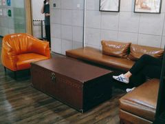 -壹点灵·心理咨询中心(中山公园店)