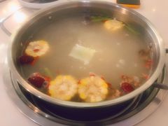 牛腩清汤锅底-三头牛·潮汕牛肉生蚝火锅 (夏湾店)