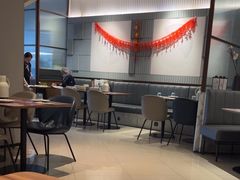 -必胜客(欢乐颂店)