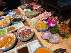 -明洞阿姨·韩式酱蟹烤肉·创意料理(三元桥店)