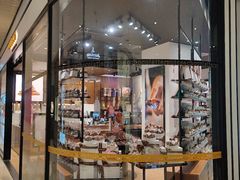 -Laderach 莱德拉(上海环贸iapm店)