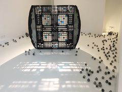 -胶囊画廊