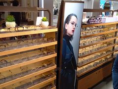 -MUJOSH木九十眼镜(月星环球港B1店)