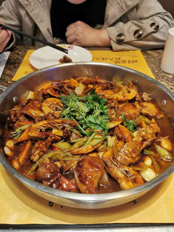 黄记煌三汁焖锅(保百购物广场店)
