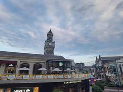 -王府井奥莱临潼小镇(临潼店)