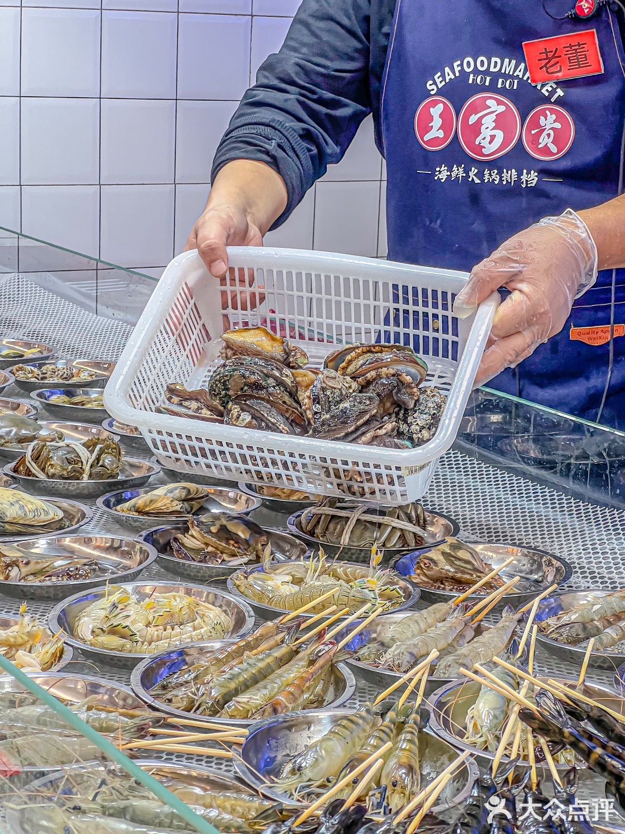 在上海还有10r的海鲜店？我不会穿越了吧？