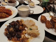 -东方红海鲜百汇(国际大厦店)