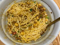 -呼啦面馆·头牌豌杂面(爱琴海店)