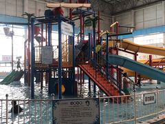 -兴芮温泉度假区