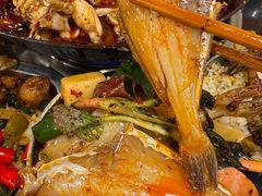 -鸿顺老铁锅美蛙鱼府(解放碑店)