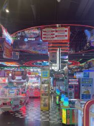 -LuckyStar幸运星家庭娱乐中心(南昌万象汇店)