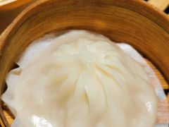 鸡汁鲜肉小笼汤包-南小馆(迪士尼小镇店)