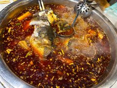 -肖肖酸萝卜鱼火锅(总店)