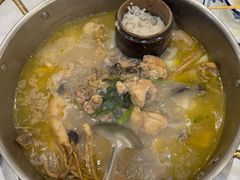 -朴小妹人参鸡汤火锅(长白山万达店)