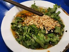 -马路边边串串香形象店(磐石路店)