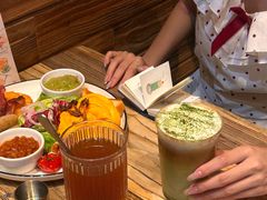 -Common Table · Brunch & Coffee