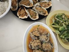 -覃记海鲜美食餐厅