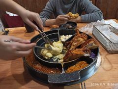 -肥肥虾庄·金牌油焖大虾(杨园滨江时代walk店)