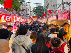 -正宁路小吃夜市