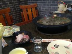 -景明轩•养生酸汤鱼火锅 云贵鲜菌 现舂野果酸汤(王寨小区店)