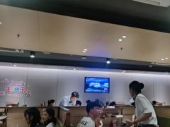 -海底捞火锅(宝龙广场夜宵主题店)