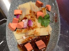 -张牌牌·东北烤肉小吃市集(金楠天街店)
