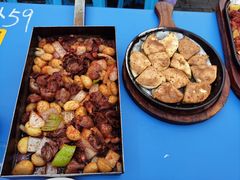 -老东镇啤酒屋海鲜加工·蒸汽海鲜·海鲜烧烤(台东店)