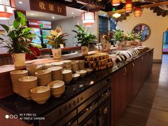 餐具摆设-在蜀里·一米肥牛老火锅(黄埔店)