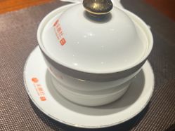 -禾颜社·精致美容