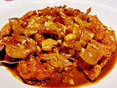 鮰头鱼烧二十年花胶-湘上湘(米其林餐厅-正大中心总店)