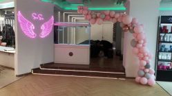 -BULB STUDIO 巴柏明星发型工作室