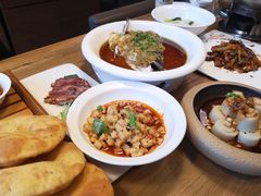酸辣藕丁-東舍食唐精品陕菜馆