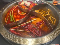 -廖掌柜·重庆鲜货火锅(上海首店)