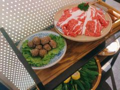-尚尚仙·酸汤猪手·猪肚鸡火锅(华联万柳购物中心店)
